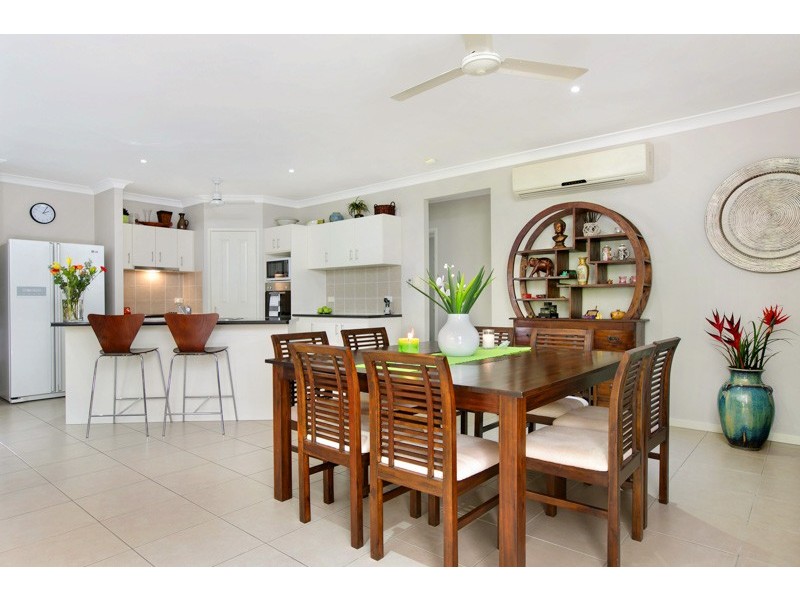 1 Vetiver Street, Trinity Park QLD 4879