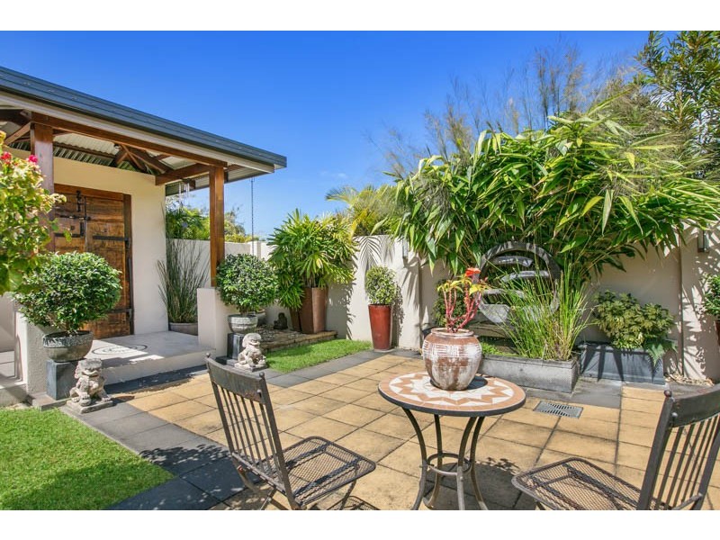 1 Vetiver Street, Trinity Park QLD 4879