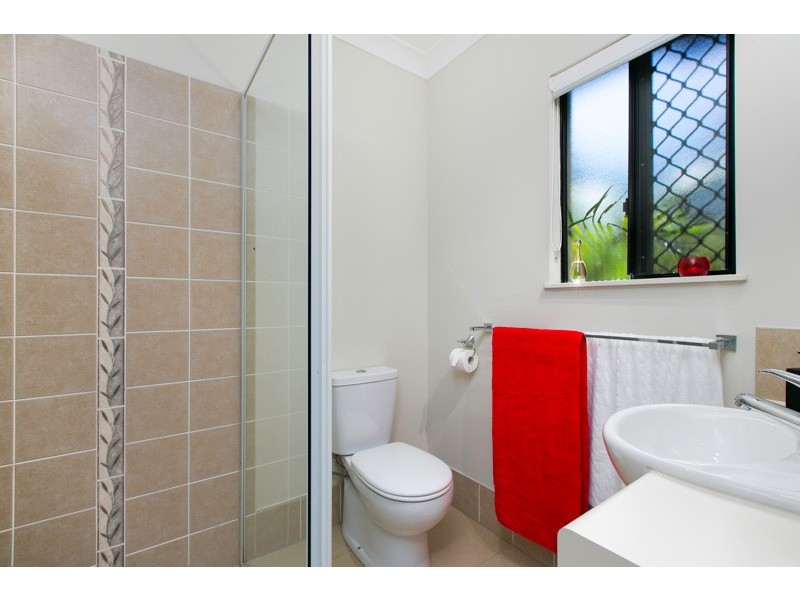 1 Vetiver Street, Trinity Park QLD 4879