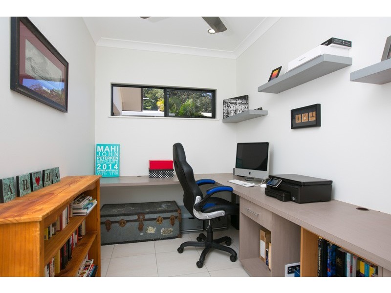 8 Barnacle Street, Trinity Beach QLD 4879