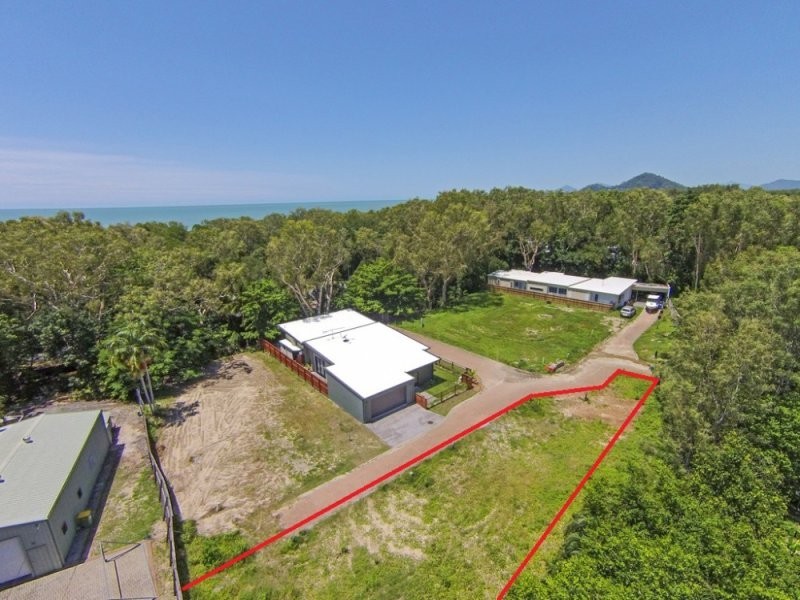 6/23-33 Upolu Esplanade, Clifton Beach QLD 4879