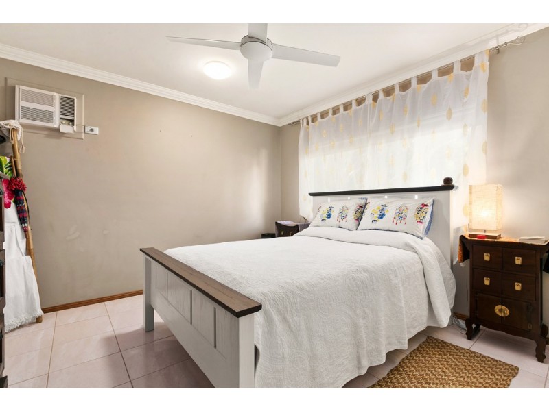 8/34 Oliva Street, Palm Cove QLD 4879