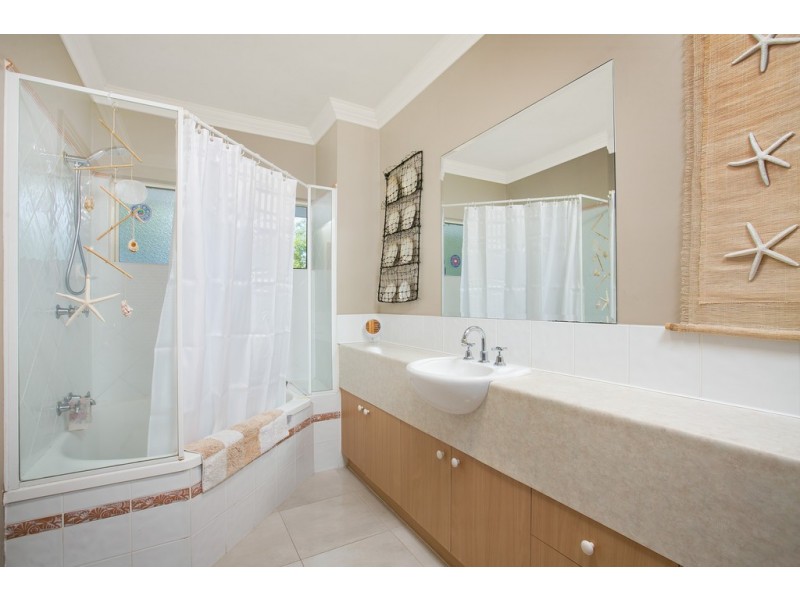 8/34 Oliva Street, Palm Cove QLD 4879
