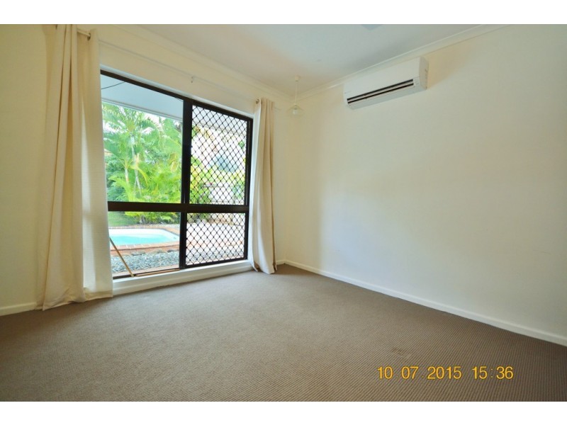 7b Madang Street, Trinity Beach QLD 4879