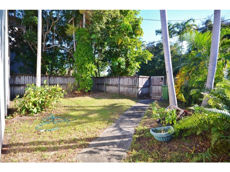 36 Best Street, Yorkeys Knob QLD 4878