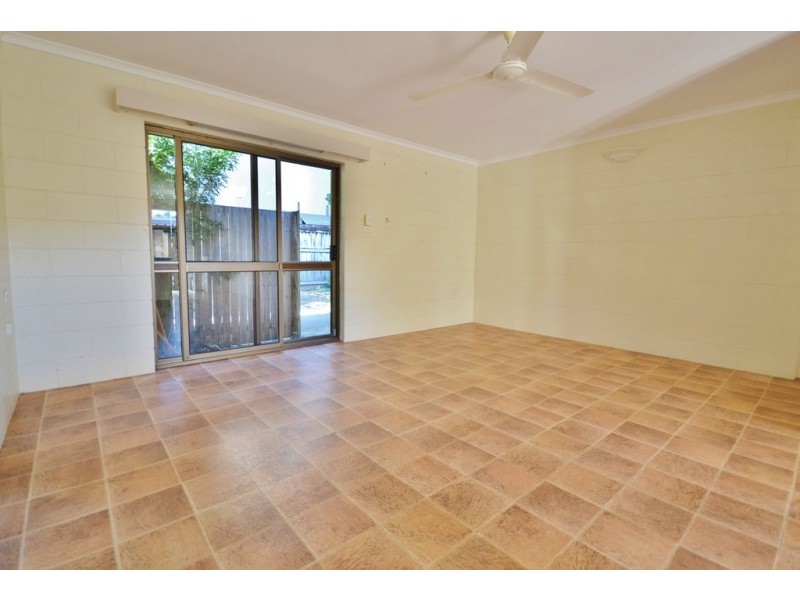 36 Best Street, Yorkeys Knob QLD 4878