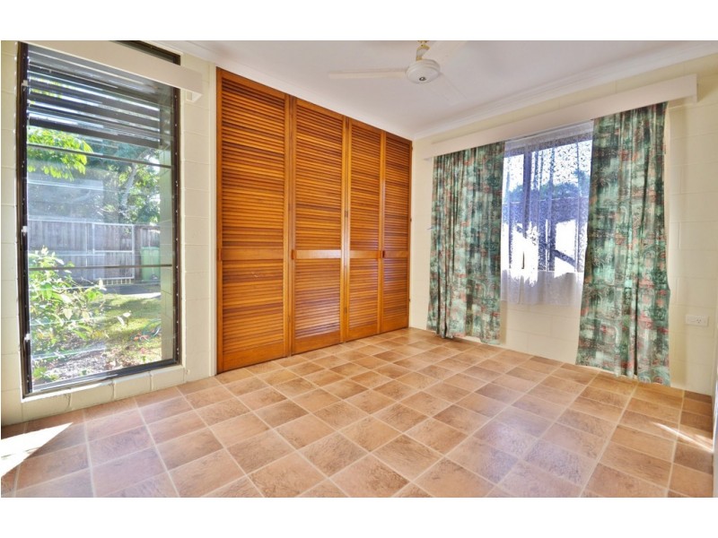 36 Best Street, Yorkeys Knob QLD 4878