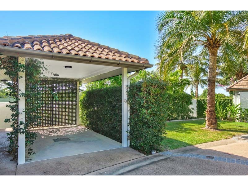 2-12 The Village Way, Palm Cove QLD 4879