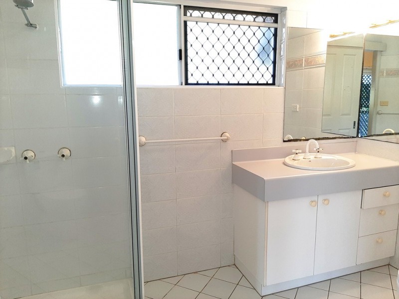 10 Moresby Street, Trinity Beach QLD 4879