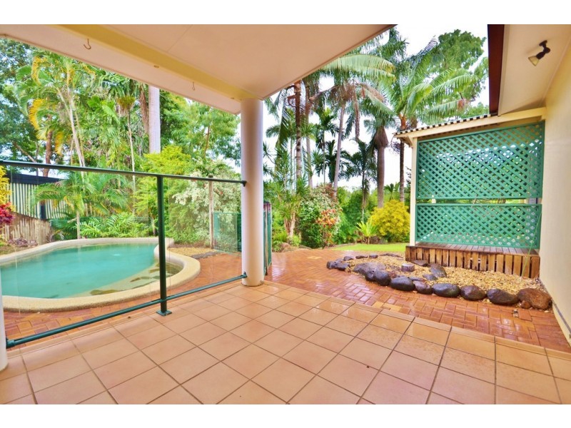 10 Moresby Street, Trinity Beach QLD 4879
