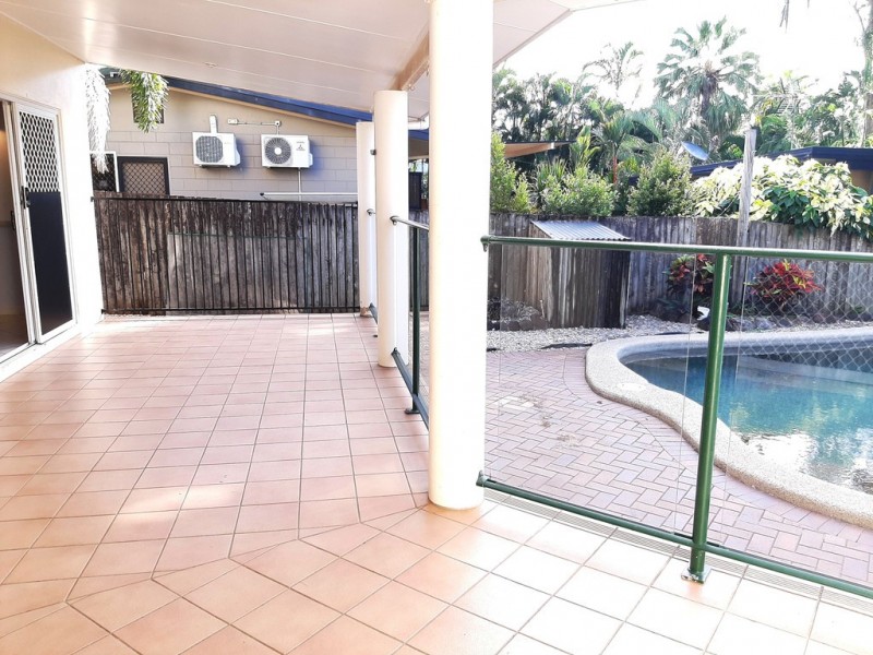 10 Moresby Street, Trinity Beach QLD 4879