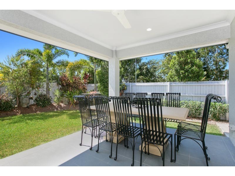 2 Coastline Parade, Trinity Beach QLD 4879