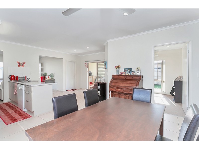 12 Totley Chase, Trinity Park QLD 4879