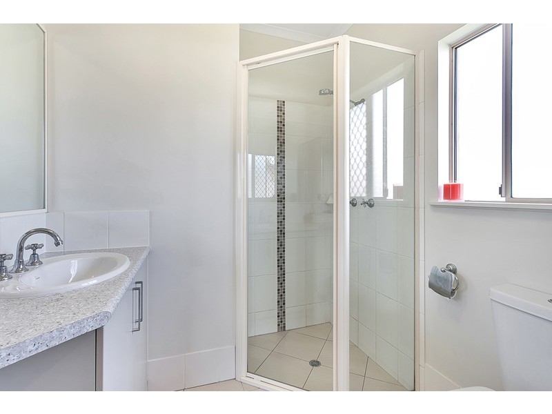 12 Totley Chase, Trinity Park QLD 4879