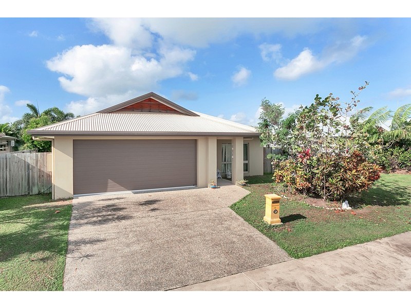 12 Totley Chase, Trinity Park QLD 4879