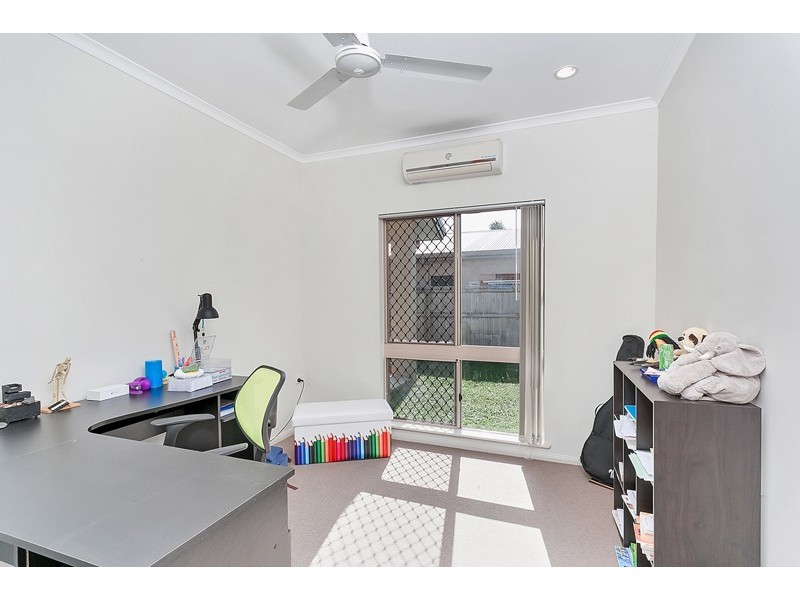 12 Totley Chase, Trinity Park QLD 4879