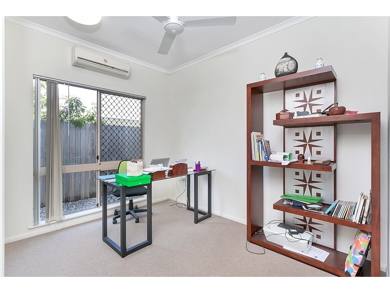 12 Totley Chase, Trinity Park QLD 4879