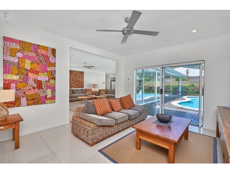 6 Lambus Street, Palm Cove QLD 4879