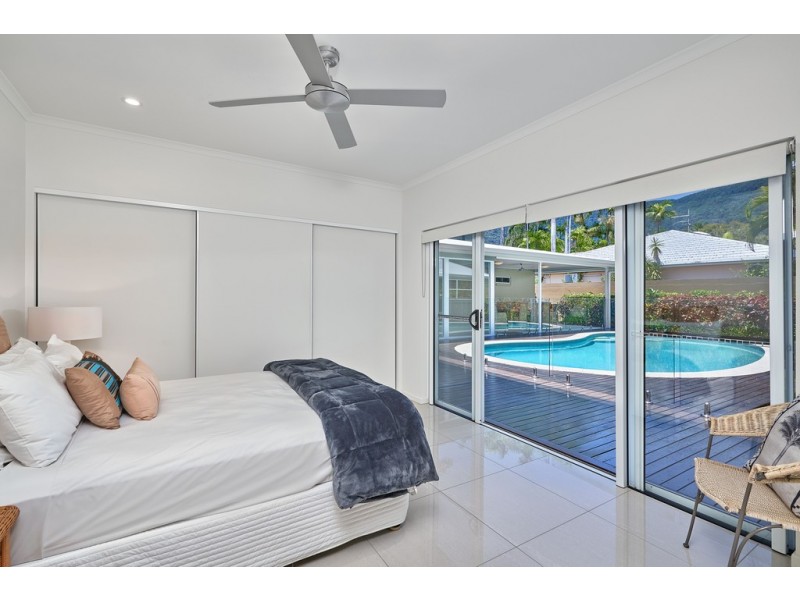 6 Lambus Street, Palm Cove QLD 4879