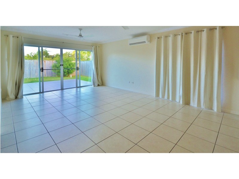 15 Seaways Street, Trinity Beach QLD 4879