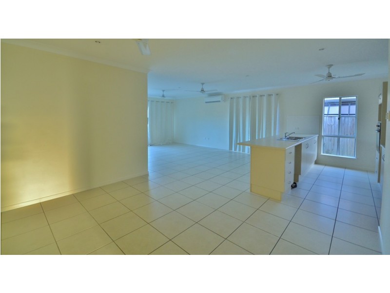 15 Seaways Street, Trinity Beach QLD 4879