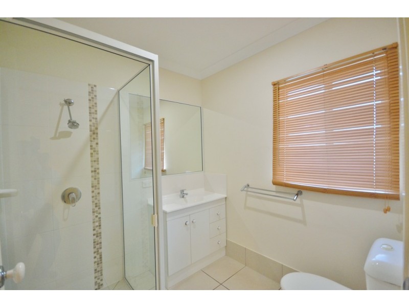 15 Seaways Street, Trinity Beach QLD 4879