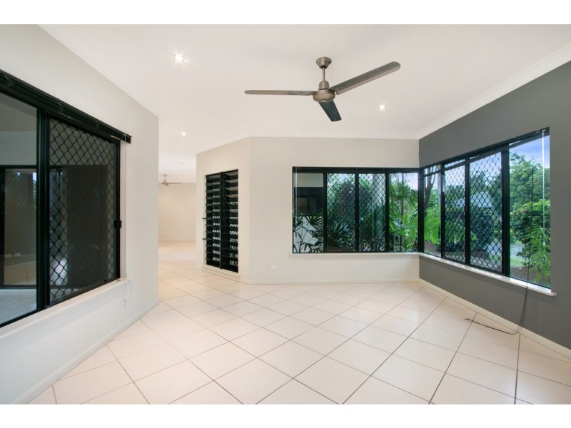 1 Jupiter Close, Clifton Beach QLD 4879