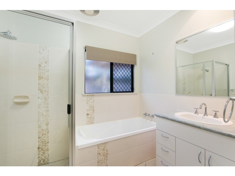 1 Jupiter Close, Clifton Beach QLD 4879