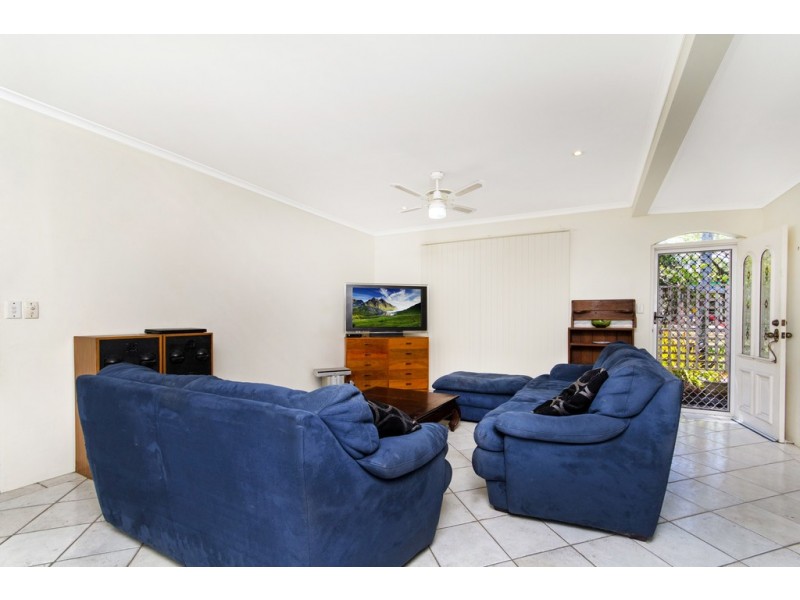 26 Eddy Street, Clifton Beach QLD 4879