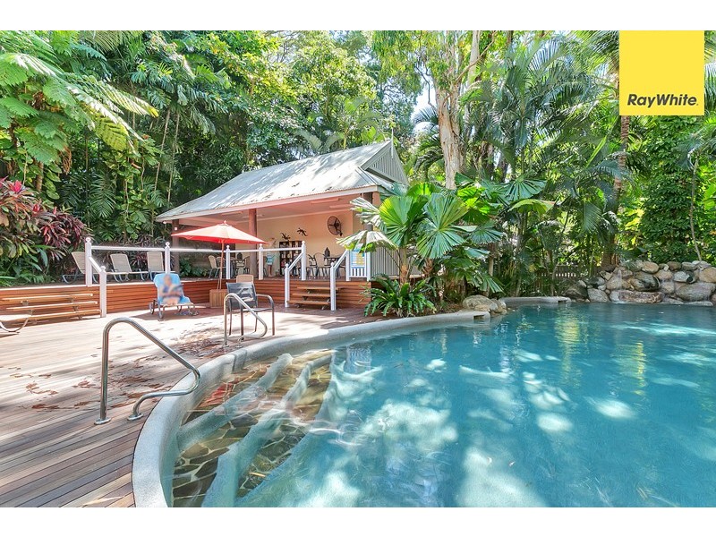 12/6-8 Triton Street, Palm Cove QLD 4879