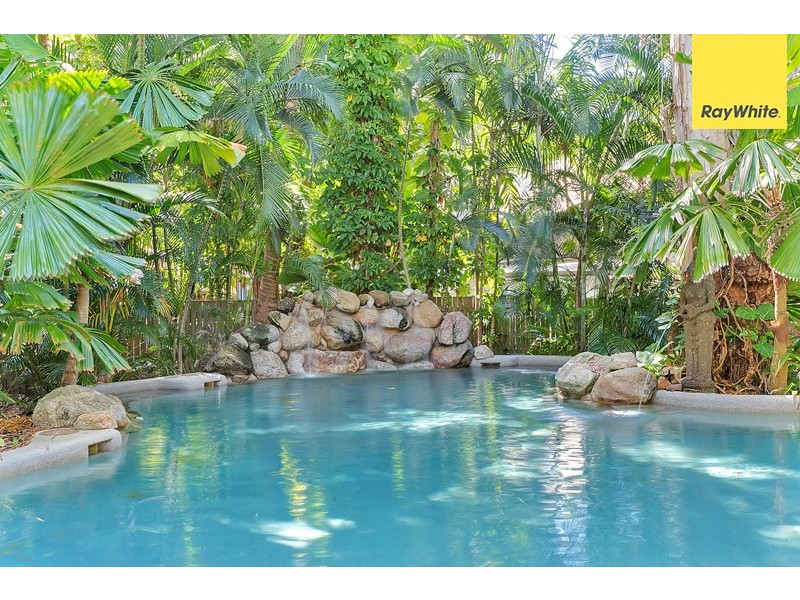 12/6-8 Triton Street, Palm Cove QLD 4879