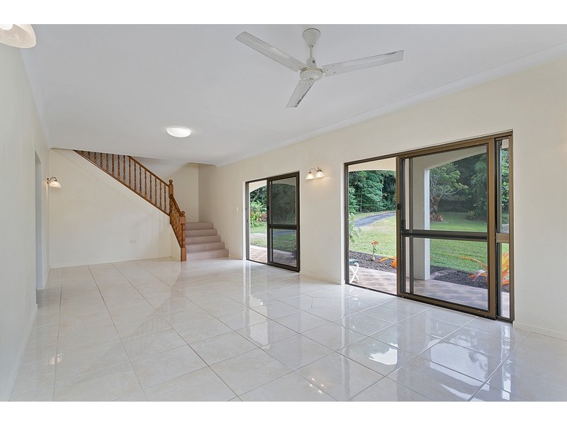 6 Jarawee Road, Kuranda QLD 4881