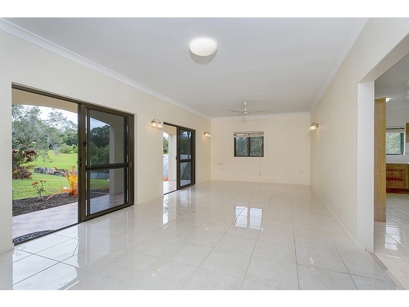 6 Jarawee Road, Kuranda QLD 4881
