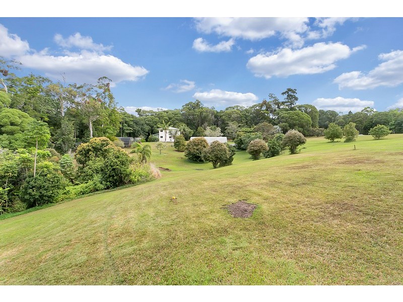6 Jarawee Road, Kuranda QLD 4881