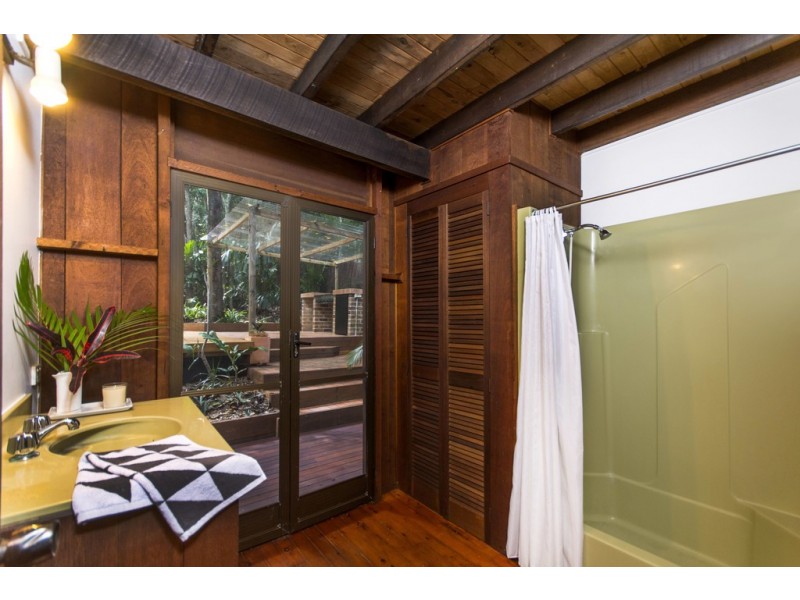 66 Stanton Road, Smithfield QLD 4878