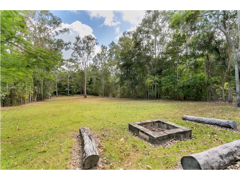 18 Scenic Drive, Speewah QLD 4881