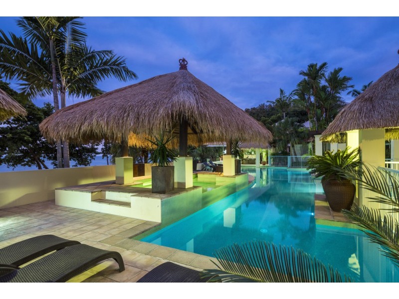11/31-35 Vasey Esplanade, Trinity Beach QLD 4879