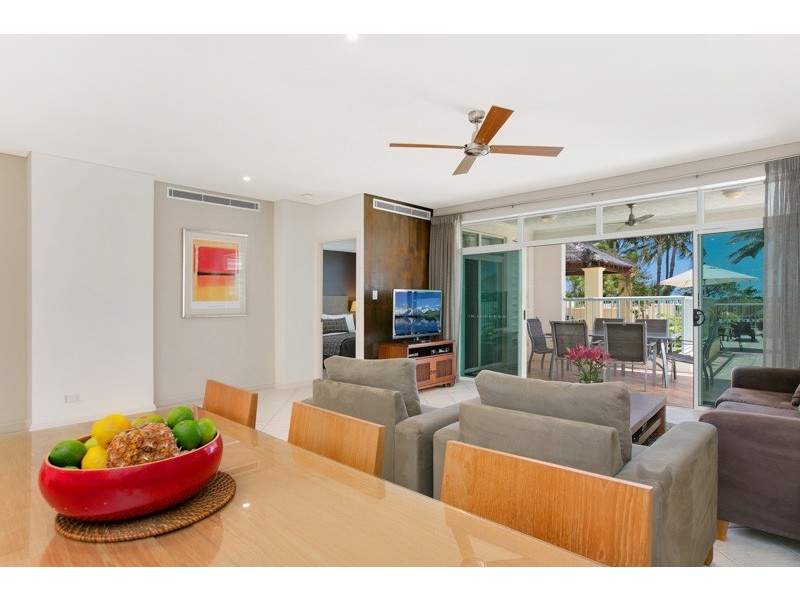 11/31-35 Vasey Esplanade, Trinity Beach QLD 4879