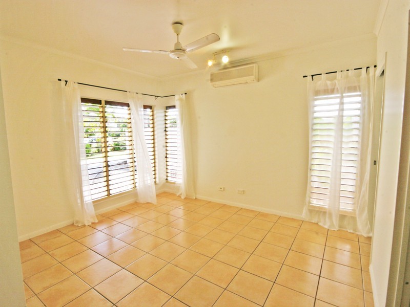 3 Mistletoe Close, Kamerunga QLD 4870