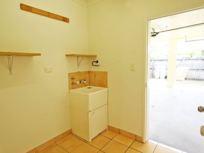 3 Mistletoe Close, Kamerunga QLD 4870