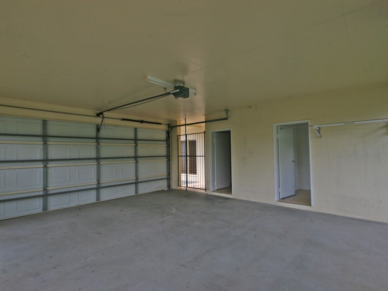 3 Mistletoe Close, Kamerunga QLD 4870