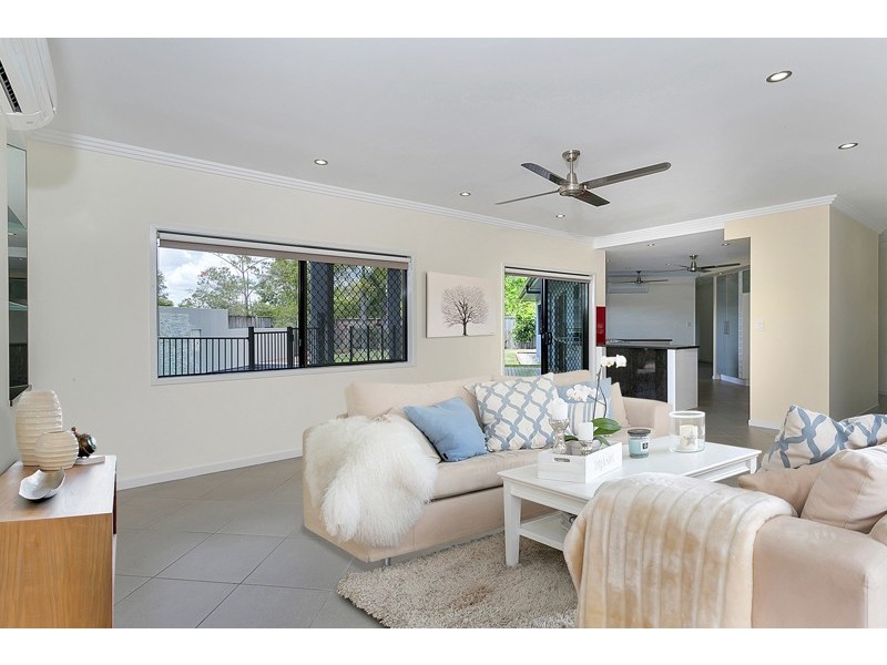 2 Jabiru Court, Smithfield QLD 4878
