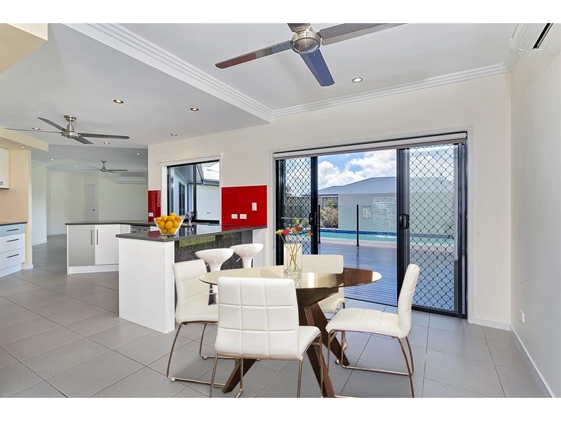 2 Jabiru Court, Smithfield QLD 4878