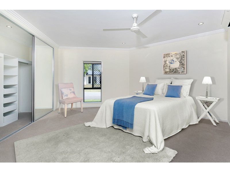 2 Jabiru Court, Smithfield QLD 4878