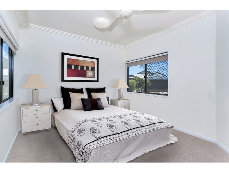 2 Jabiru Court, Smithfield QLD 4878
