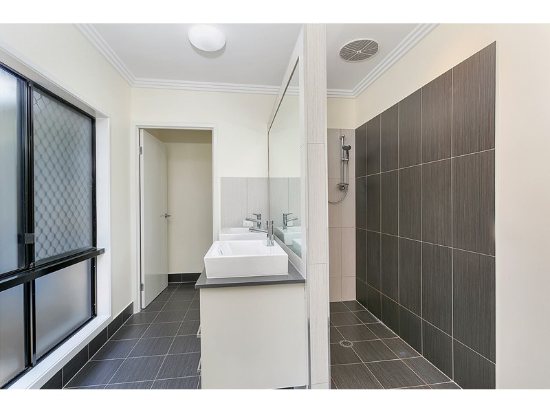 2 Jabiru Court, Smithfield QLD 4878