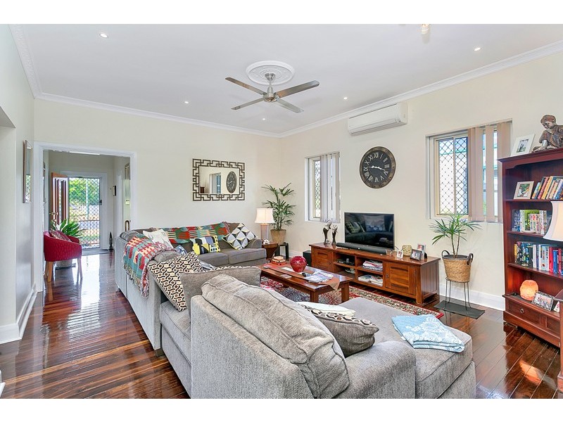 60 Upward Street, Parramatta Park QLD 4870