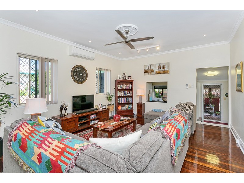 60 Upward Street, Parramatta Park QLD 4870