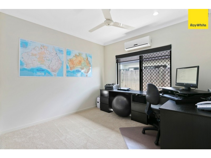 10 Redcap Bend, Trinity Park QLD 4879