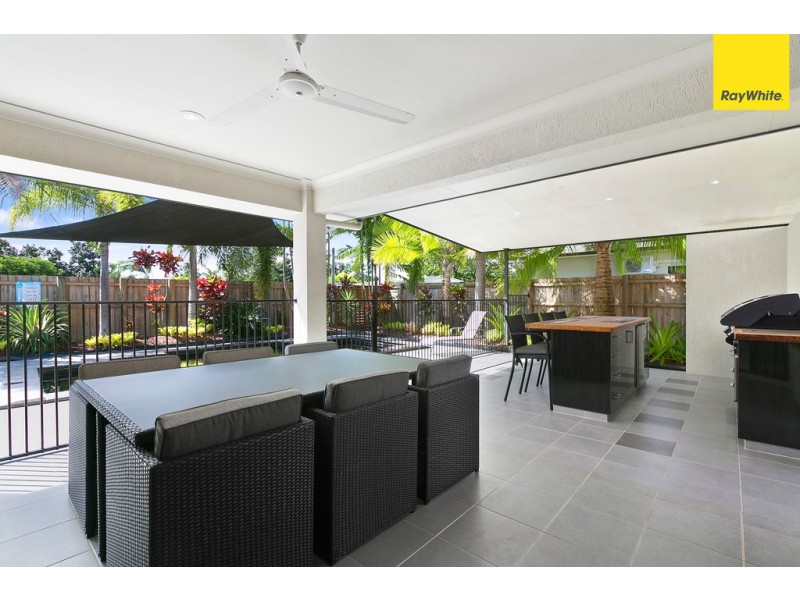 10 Redcap Bend, Trinity Park QLD 4879